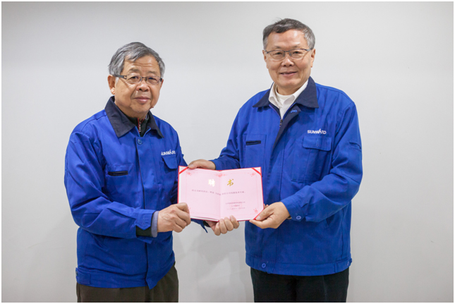 中国工业工程专家方庆琯教授加盟龙8头号玩家智能