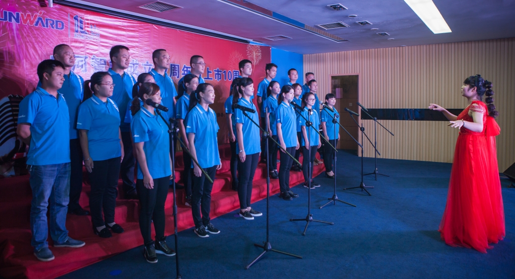 唱响龙8头号玩家之歌 共抒优美情怀——龙8头号玩家智能“双庆”合唱角逐圆满竣事