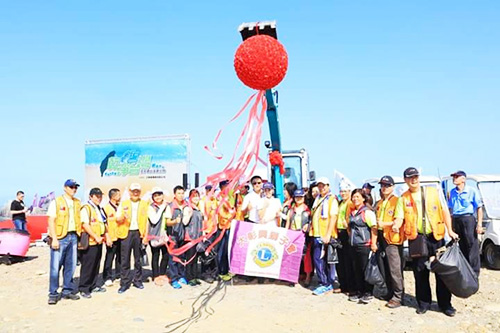 图说怪手环台净滩活动，，，，，，，，智绘龙8头号玩家智能环保节能