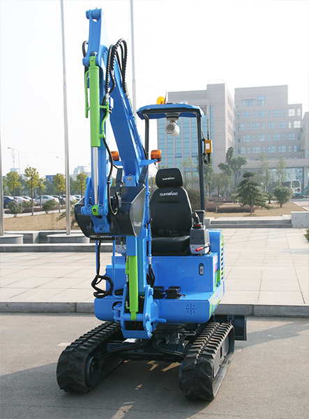 图说怪手环台净滩活动，，，，，，，，智绘龙8头号玩家智能环保节能