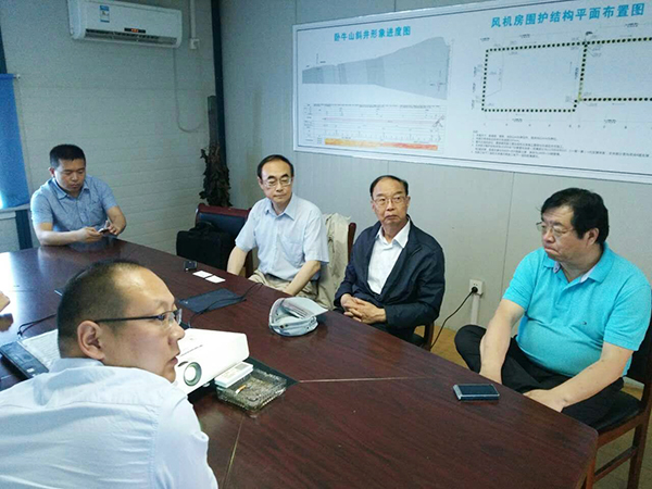 票鹄肫胜龙8头号玩家智能双动力头强力多功效钻机屡创佳绩