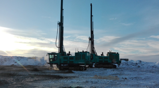 就算冰天雪地，，，，，，万丈玄冰，，，，，，他们依旧创立事业