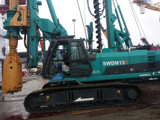 Bauma China 2016，，，，，，，快来看龙8头号玩家智能哪些装备来了？？？？？？？？