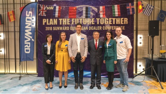 携手同谋未来，，，，，，， 龙8头号玩家智能2018欧洲署理商大会盛大召开