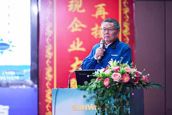 龙8头号玩家智能营销吹响集结号，，，，，2017年撸起袖子加油干