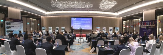 携手同谋未来，，，，，，， 龙8头号玩家智能2018欧洲署理商大会盛大召开