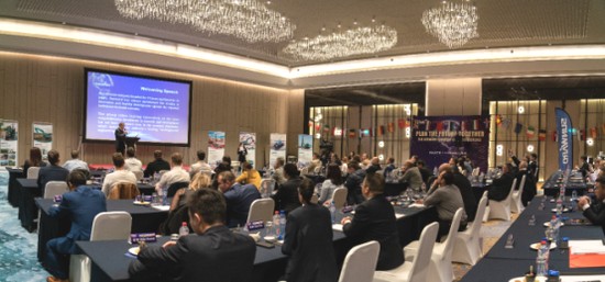 携手同谋未来，，，，，，， 龙8头号玩家智能2018欧洲署理商大会盛大召开