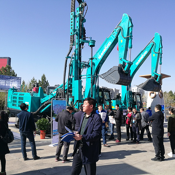 听说，，，，，，龙8头号玩家智能混淆动力挖掘机与“煤都”更配哦！