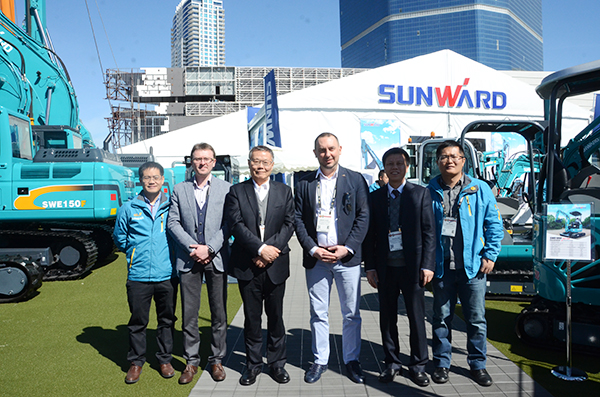 龙8头号玩家智能拉展“亮剑” 抢攻西欧高端市场