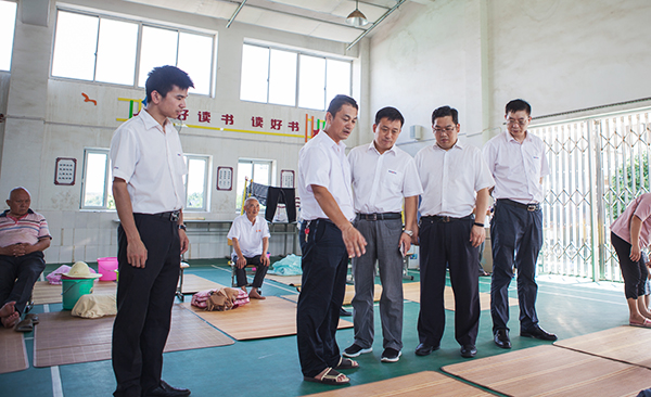 无人机装备驰援抗洪救灾，，，，，，守卫家园龙8头号玩家在行动