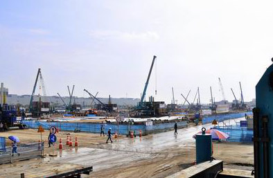 十九年稳居冠军宝座，，，，，，，龙8头号玩家智能静力压桩机完善演绎“字斟句酌”