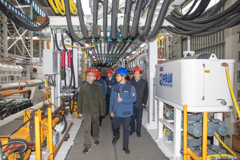 广州工控集团总司理张伟涛调研龙8头号玩家智能