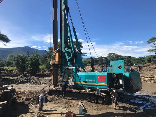 灾难无情，，，，，，，龙8头号玩家有爱：跨越万水千山援助肯尼亚客户