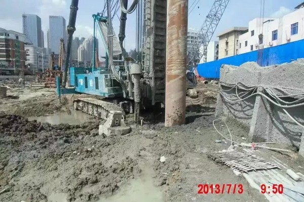 幸好遇见你！中国首台双动力头强力多功效钻机