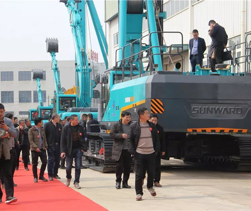 同心同梦，，，，，，龙8头号玩家智能全球客户交流会武汉站盛大举行