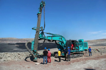 晚上八九点钟的太阳——龙8头号玩家智能效劳万里行新疆纪实