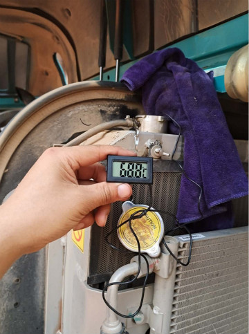 感恩相伴 关爱相随 ——江西龙8头号玩家效劳万里行