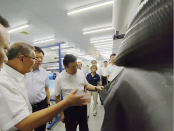 副省长陈飞调研龙8头号玩家航空工业