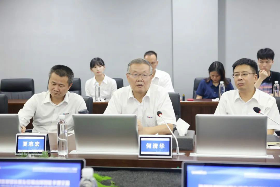 龙8头号玩家智能数字化出海升级暨联合阿里巴巴国际站线上直播活动圆满举行