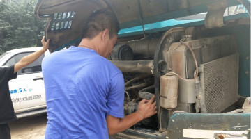 感恩相伴 关爱相随——北京龙8头号玩家效劳万里行