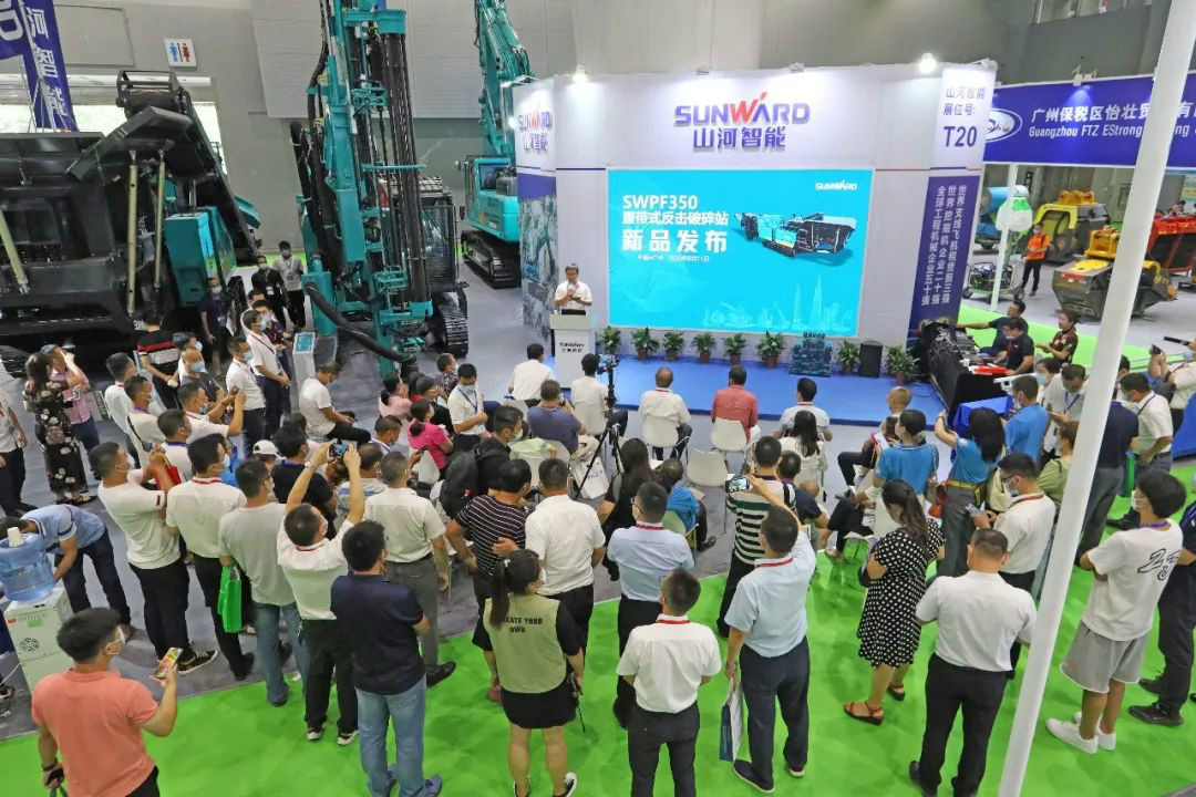 强势进军砂石破碎领域，，，，，龙8头号玩家智能破碎站新品精彩宣布