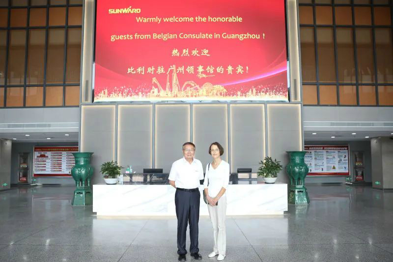 比利时商务领事到访龙8头号玩家智能