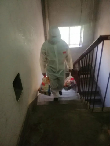 有你们，，，，，龙8头号玩家无畏！——龙8头号玩家人新疆抗疫