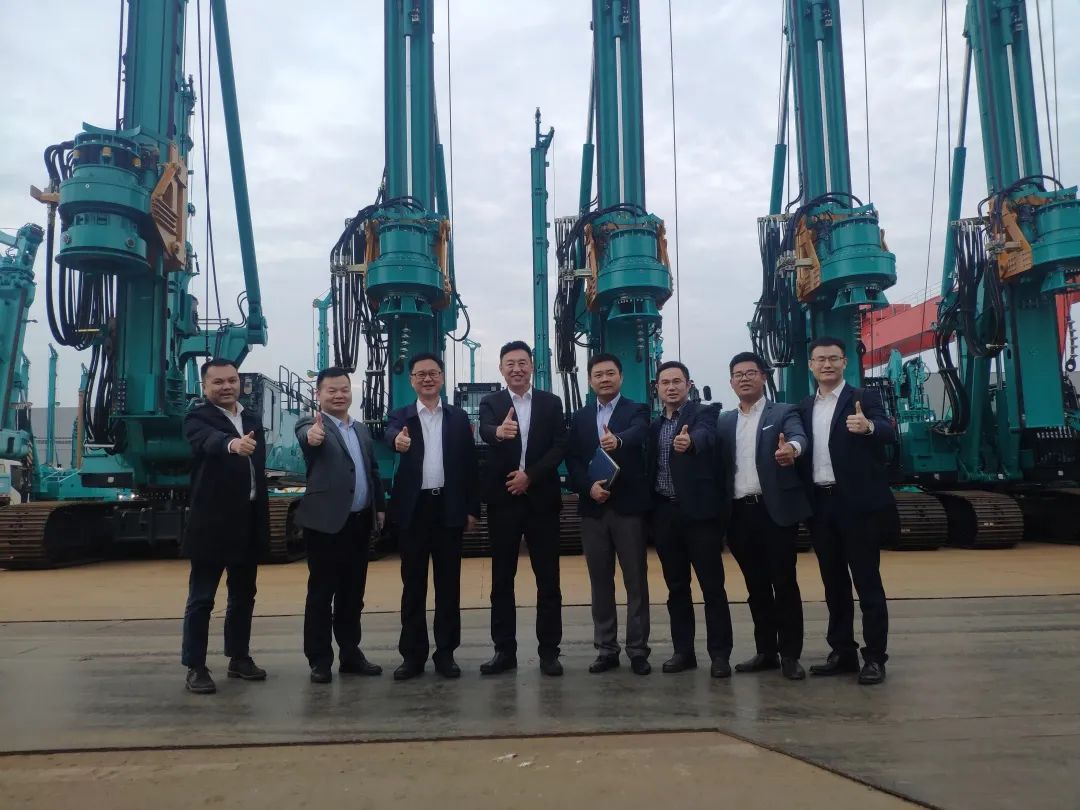 中国联通首席科学家范济安到访龙8头号玩家智能