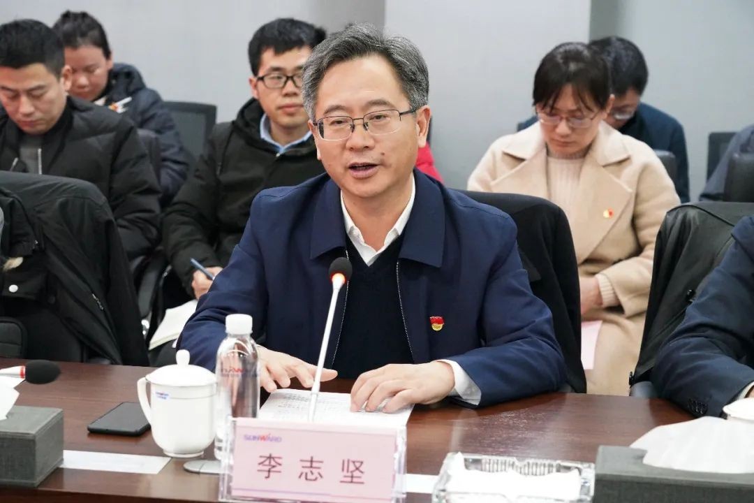 省工信厅青年干部理论学习走进龙8头号玩家智能