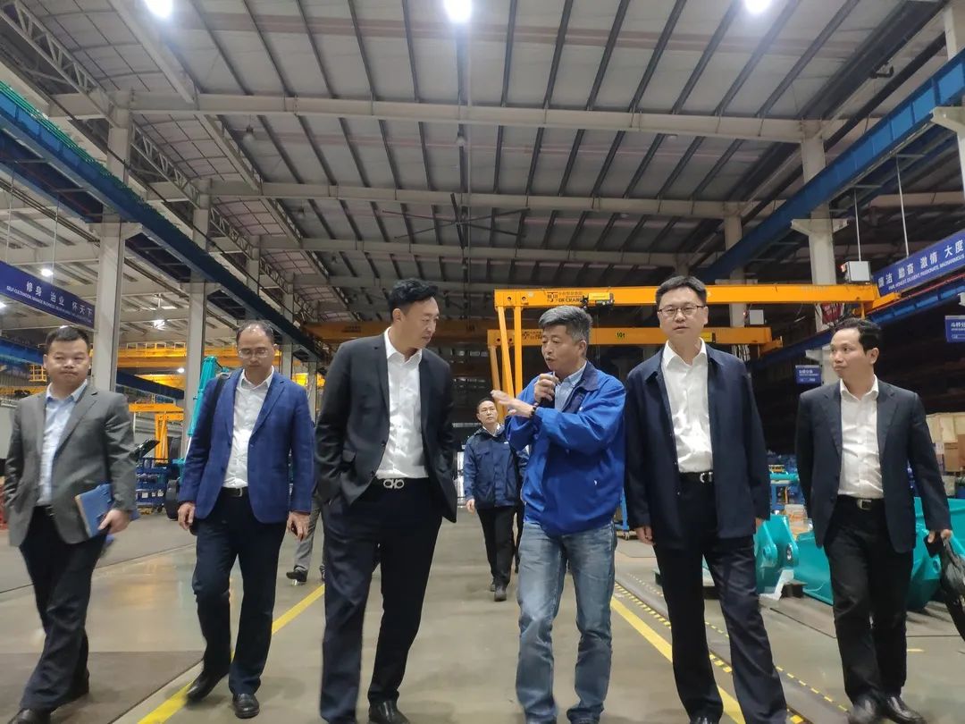 中国联通首席科学家范济安到访龙8头号玩家智能