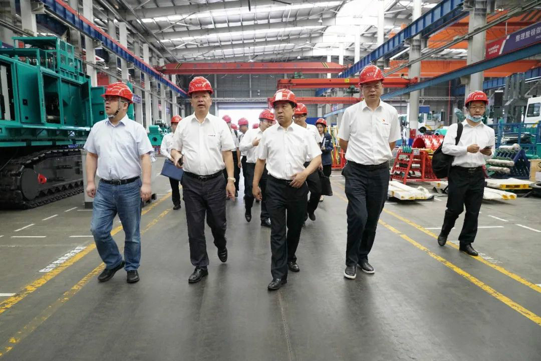 中铁装备赵华总司理莅临龙8头号玩家智能交流