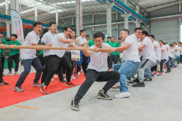 龙8头号玩家智能举行21周年庆祝表扬会暨意见意义运动会