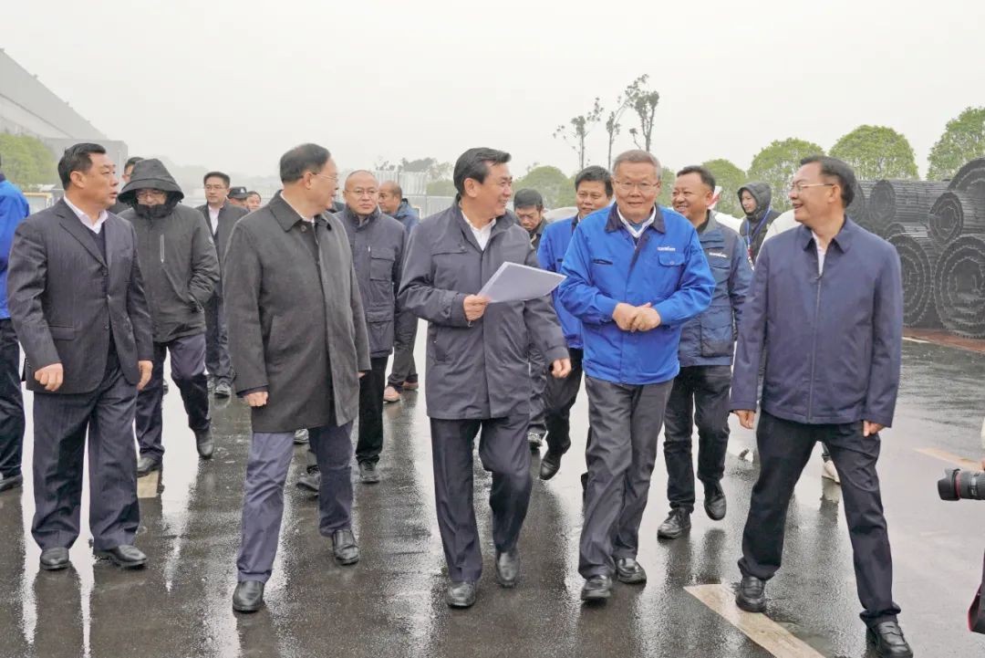 中国民航局局长冯正霖一行到龙8头号玩家智能调研指导