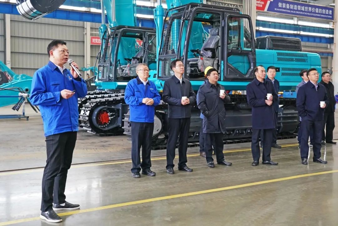 徐州市长率团考察龙8头号玩家智能