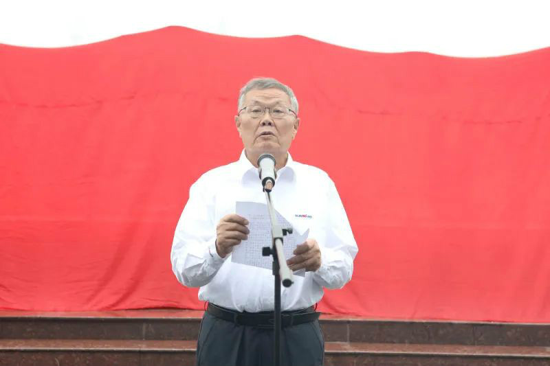 切记初心使命，，，，，理想成绩未来