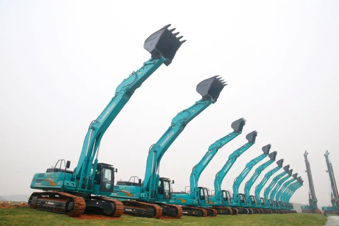 抢滩机械制造业新高地，，，，，龙8头号玩家智能工业城三期项目开工