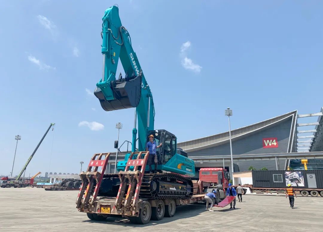 进场布展！2021年长沙国际工程机械展倒计时，，，，，龙8头号玩家智能展区亮点提前剧透