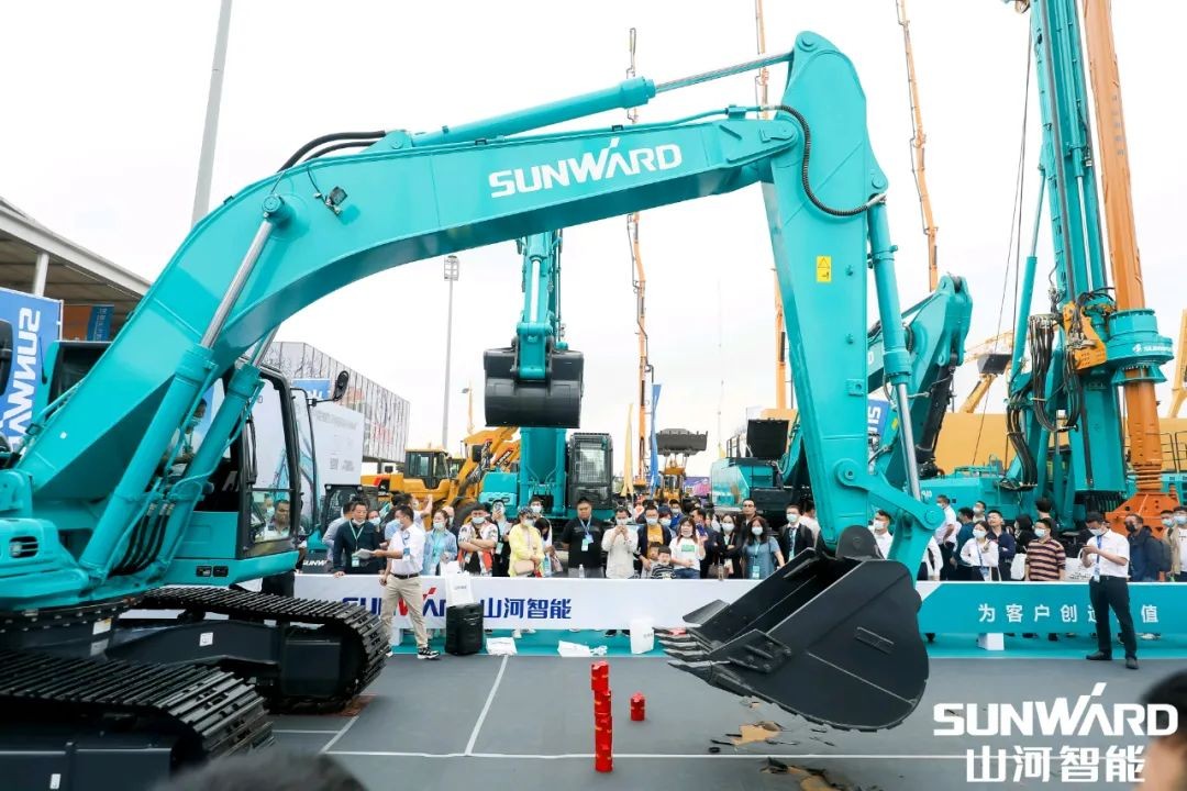 CICEE | 盘货龙8头号玩家智能展区“之最”，，，，，哪款是你的最爱？？？？？？？？