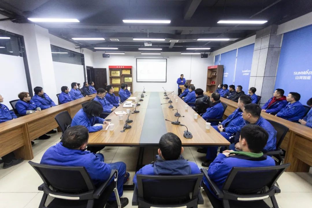 心系员工，，，，，，，，情暖如春