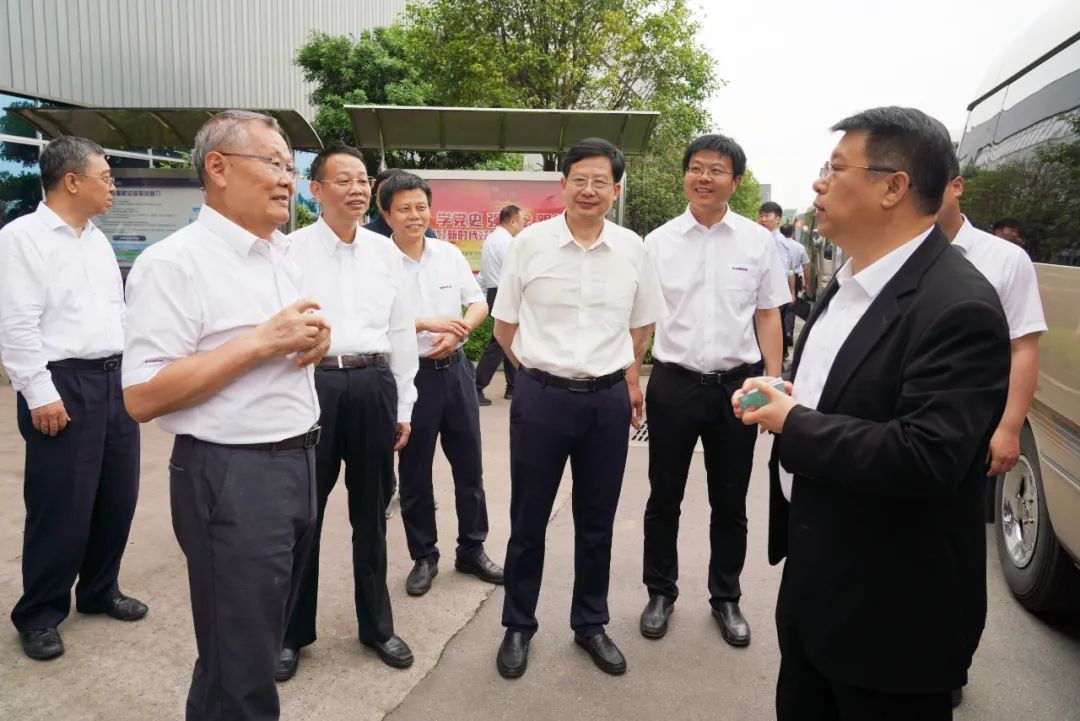 北京向阳区党政代表团考察龙8头号玩家智能