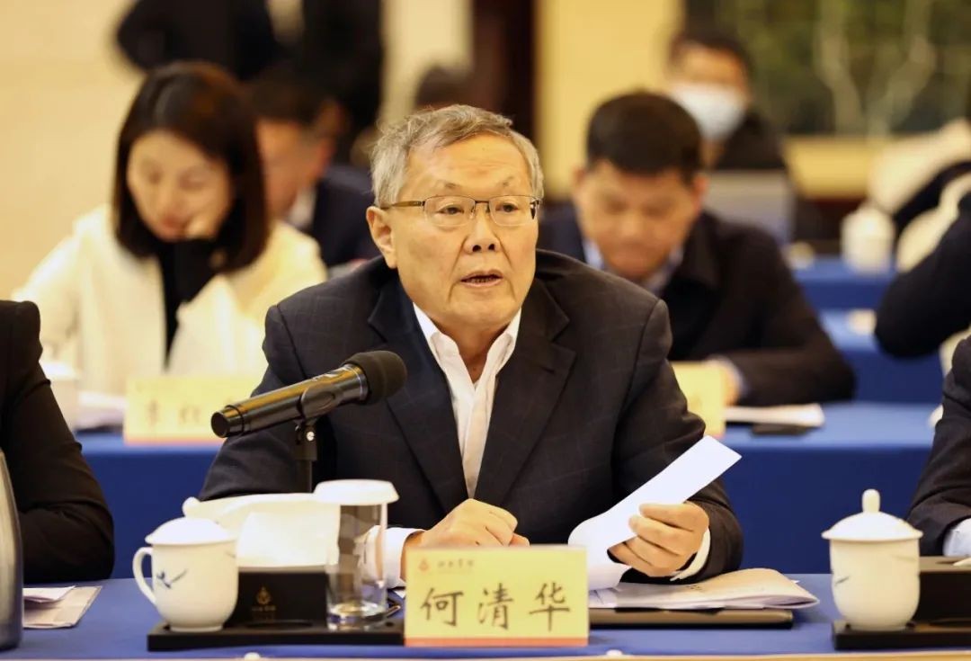 何清华：民营企业要增强立异积累，，，，，，推许精耕细作的内在式增添