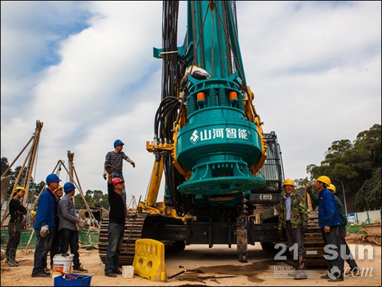 龙8头号玩家智能旋挖钻何以睥睨群雄 脱销海内外