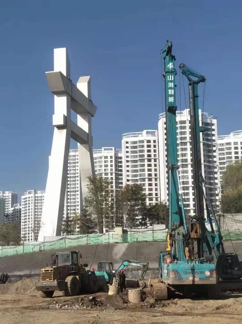 二十八载斗争，，，，，，，现在他只信任龙8头号玩家智能