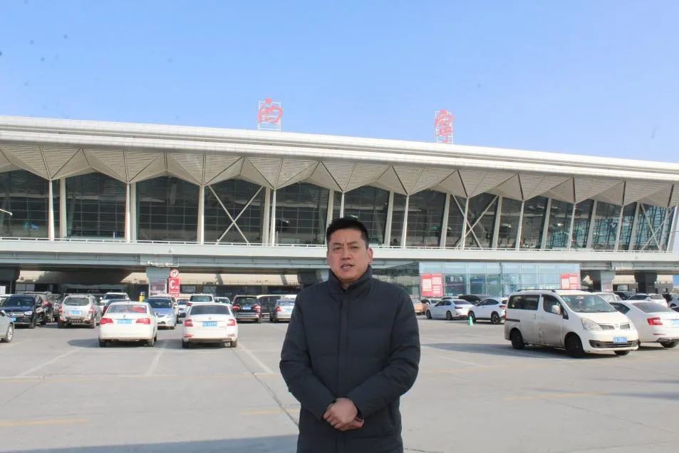 二十八载斗争，，，，，，，现在他只信任龙8头号玩家智能