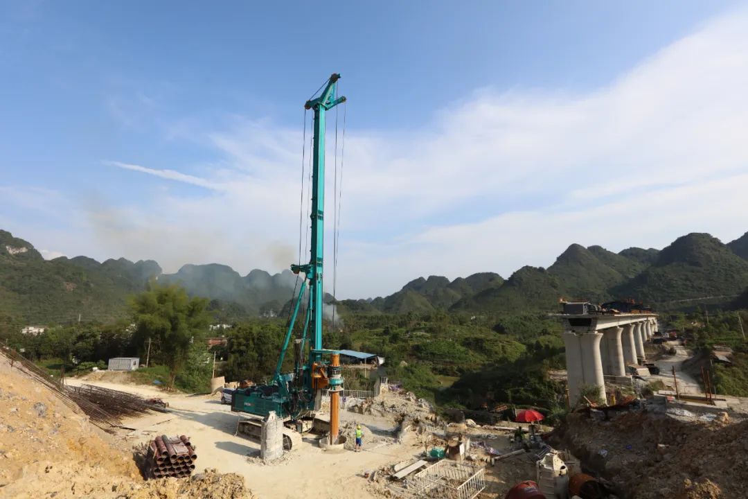 一个月只完成3根桩，，，，，为何客户连连赞美？？？？？？？