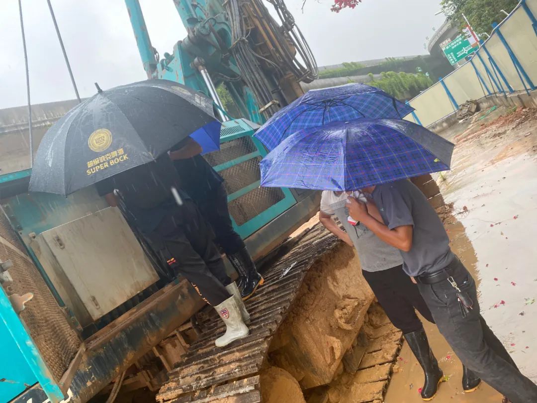 将眷注洒满八闽大地！2021年龙8头号玩家智能效劳万里行走进福建