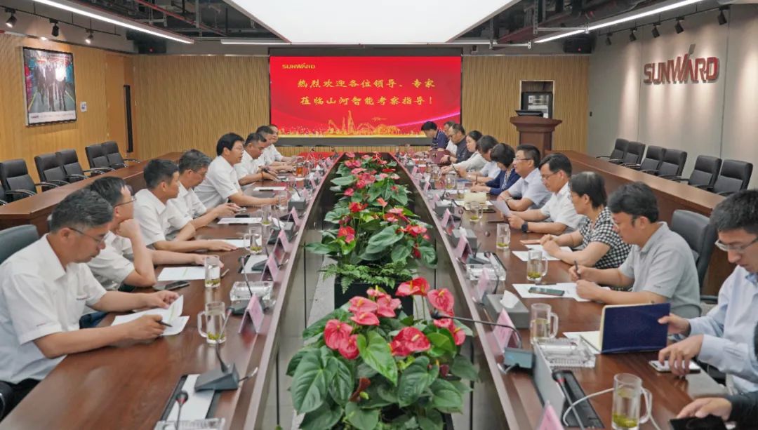 应急治理部科技和信息化司调研龙8头号玩家智能