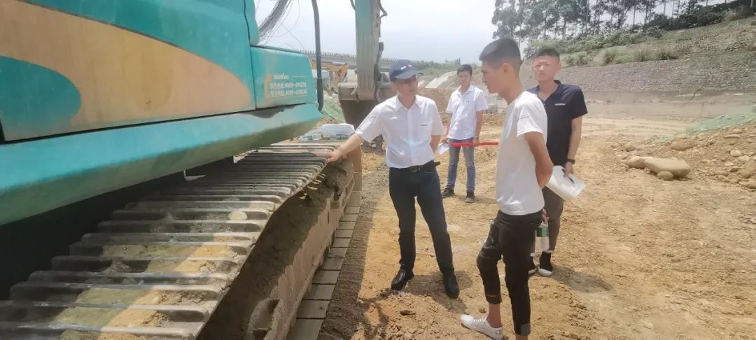 2021年龙8头号玩家智能全球效劳万里行在广西、四川火热启动