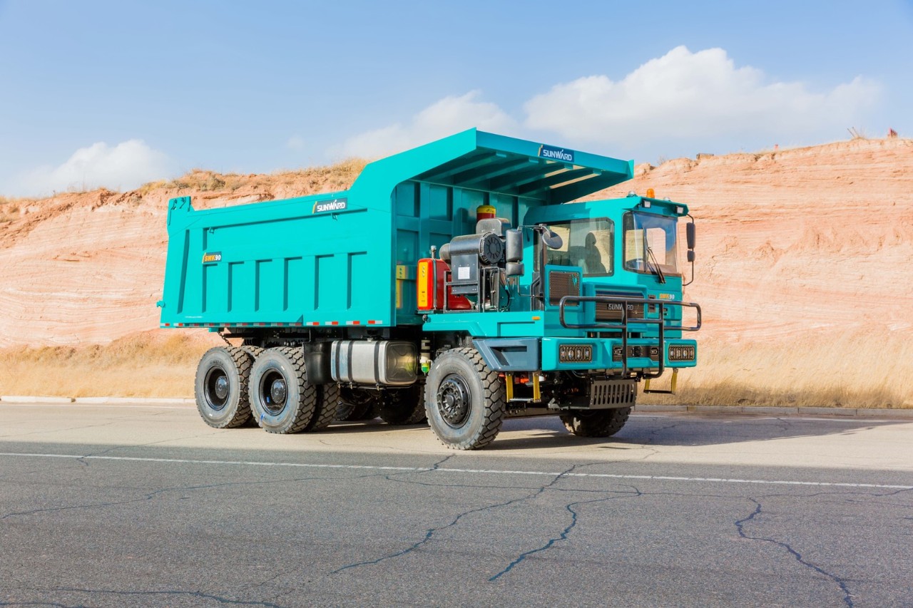 批量出口印度尼西亚！龙8头号玩家智能矿卡征战矿山前线