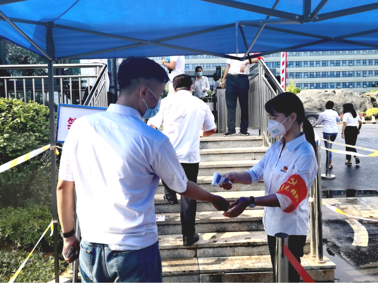 一句话新闻 | 速览龙8头号玩家智能近期要闻